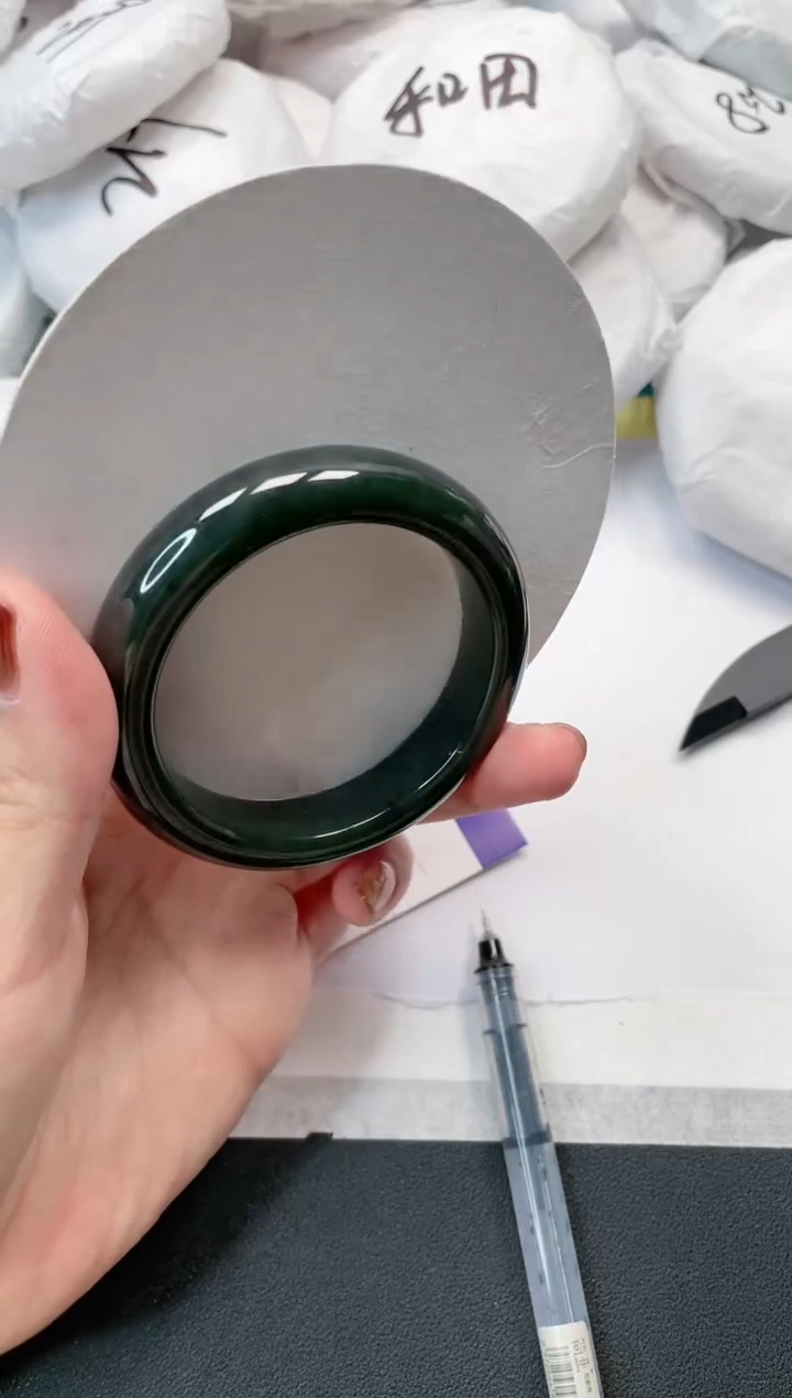 【闪购商品】和田玉手镯未镶嵌168-57