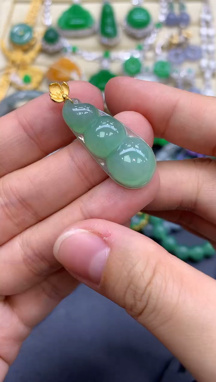 颈饰18K金镶嵌翡翠167-中国好珍宝