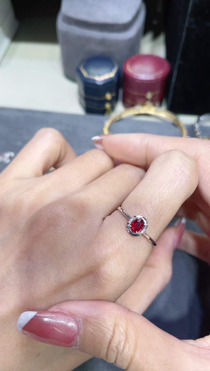 【闪购商品】南红玛瑙戒指18K金镶嵌·