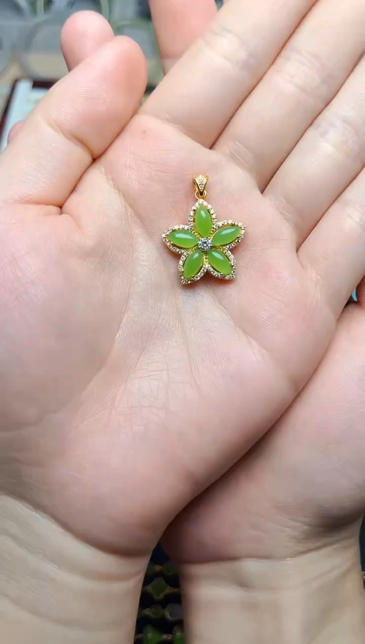 和田玉银S925镶嵌颈饰06花花吊坠