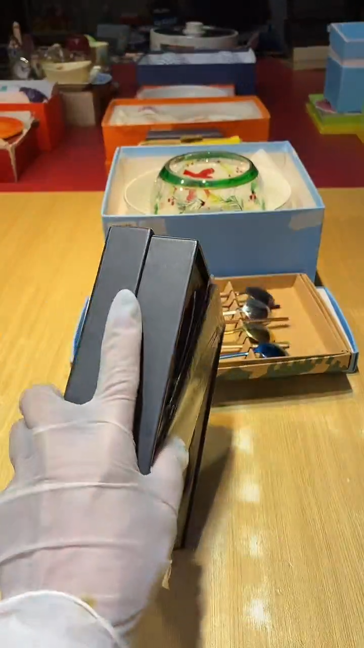 瓷片生活的本意是开心啊@@1