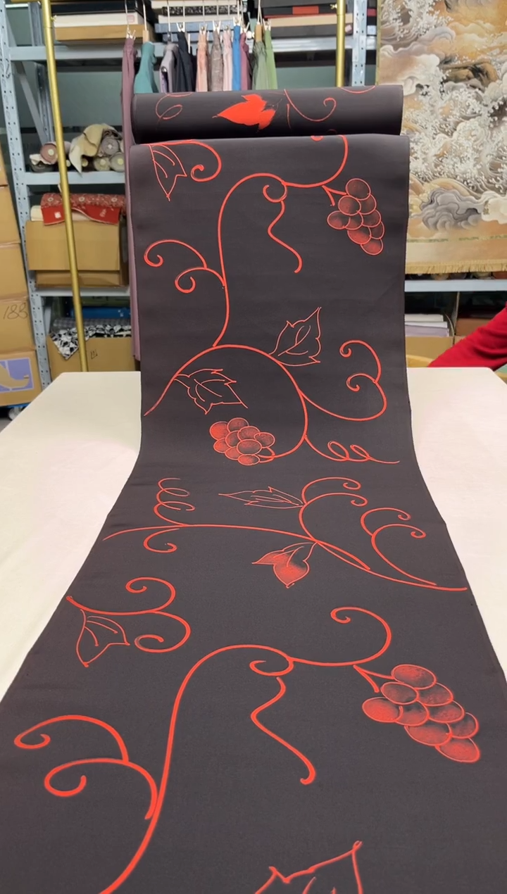 织绣黄****兔精选         