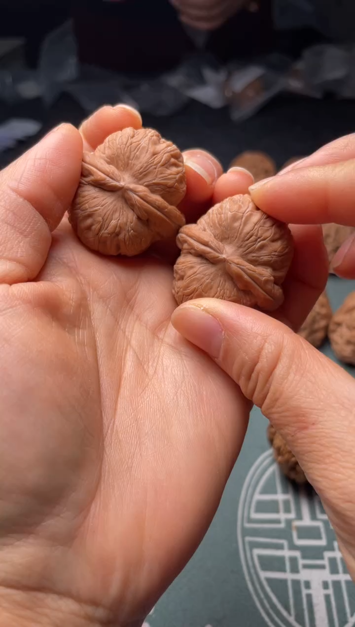 把件文玩核桃w93  元宝    37尺