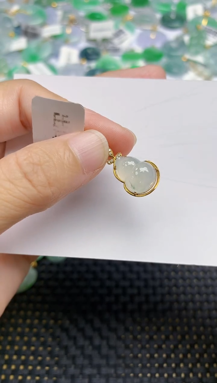 翡翠18K金镶嵌颈饰天然缅甸A货翡翠百元以上9元证书费自理