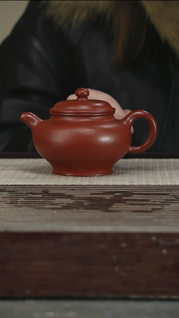 茶壶紫砂15号冯圆秀，320CC