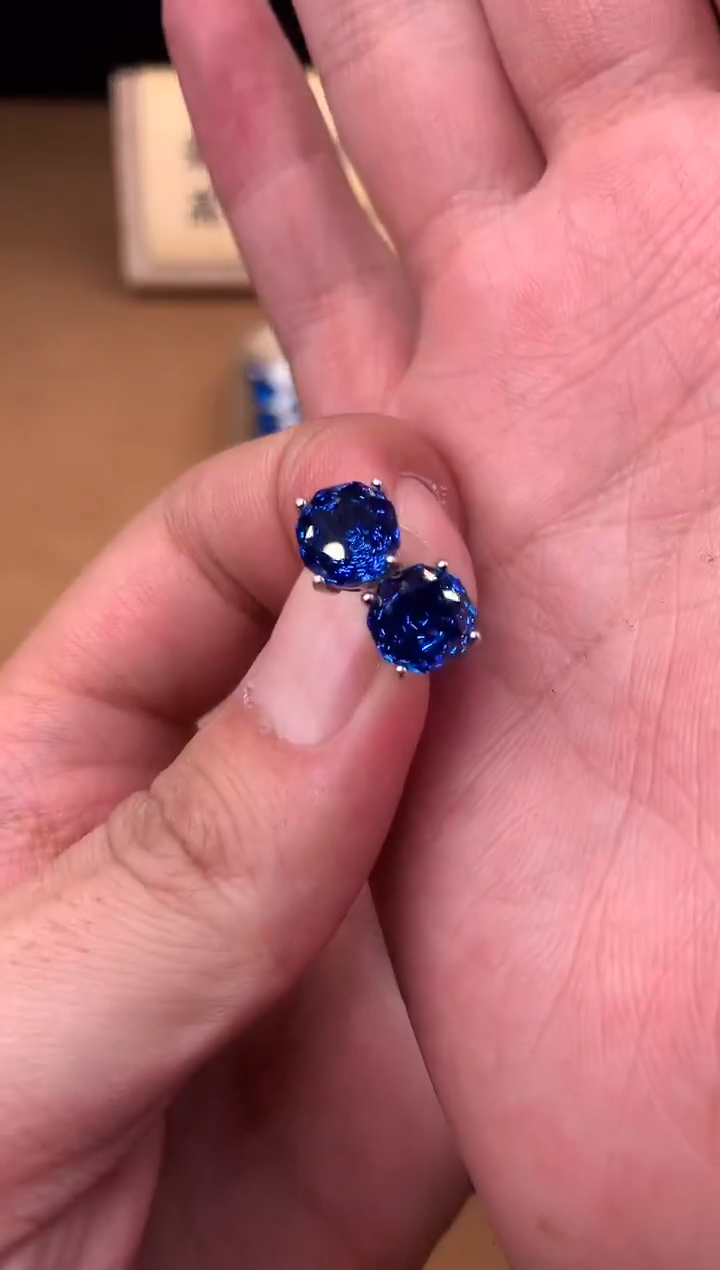 银S925镶嵌托帕石耳饰2222