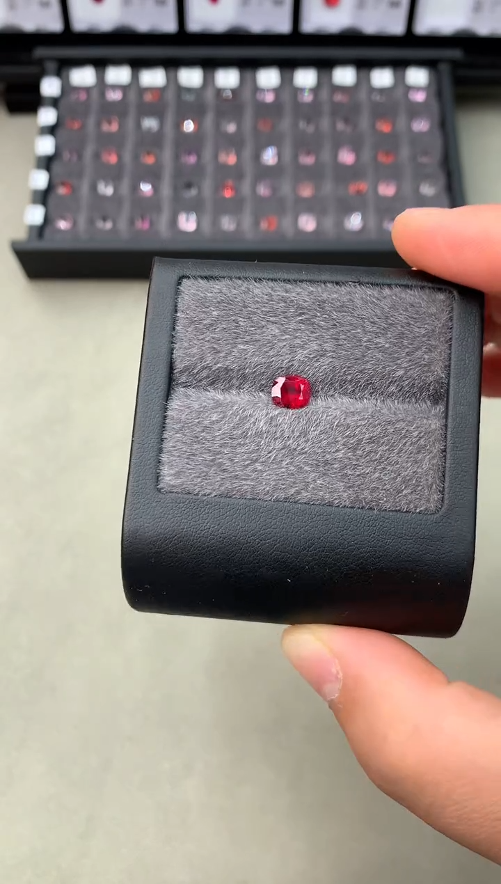 【闪购商品】定制红宝石裸石未镶嵌1.09ct 缅甸无烧鸽血红宝