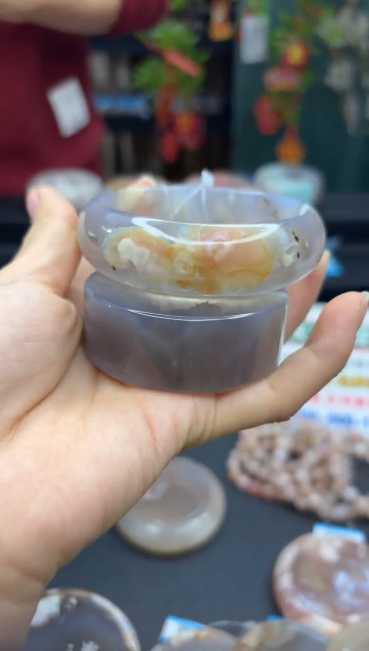 【闪购商品】石英质玉手镯未镶嵌875（63圈赠送镯心）