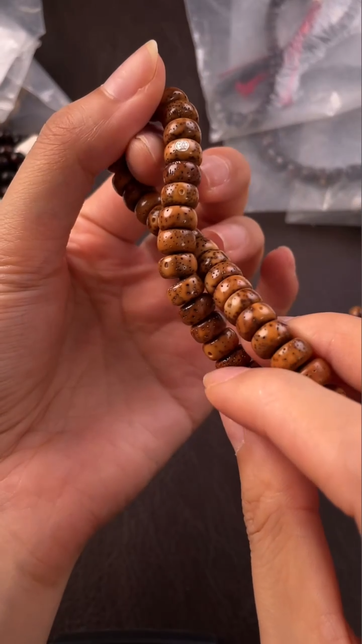 星月菩提手串精工级浅珀药片9*5手串