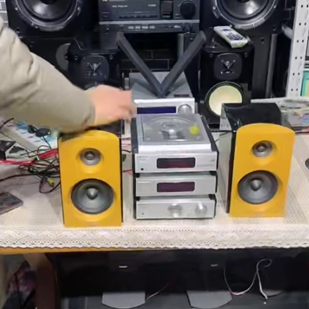 9新  SS音箱运费自理