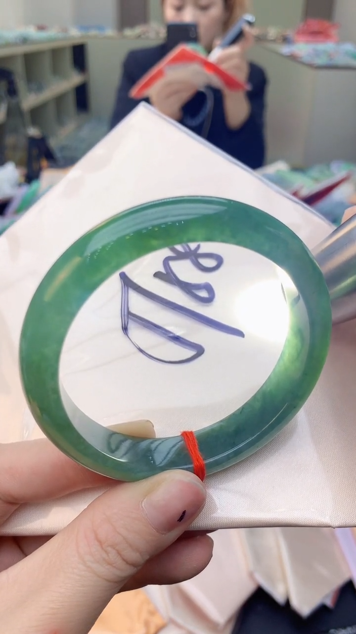 【闪购商品】翡翠手镯未镶嵌0867623354