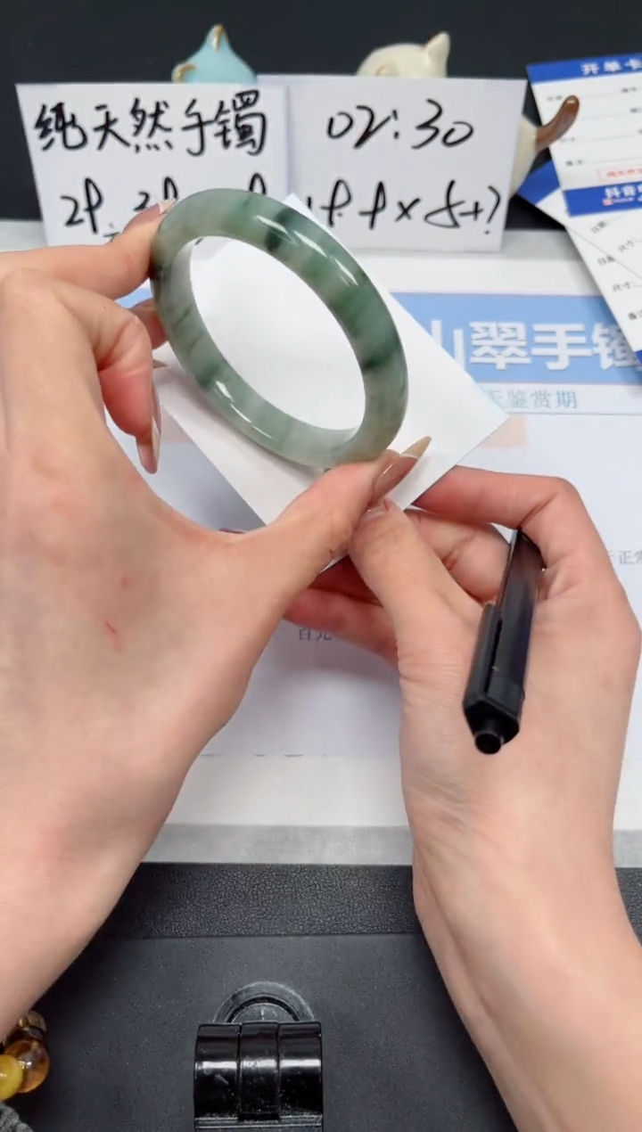 【闪购商品】石英质玉手镯未镶嵌K228-58