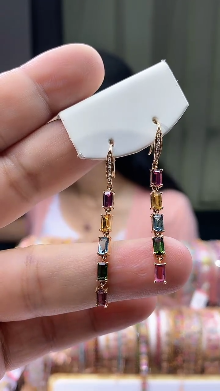 【闪购商品】耳钩·1银S925镶嵌碧玺3.244533543543