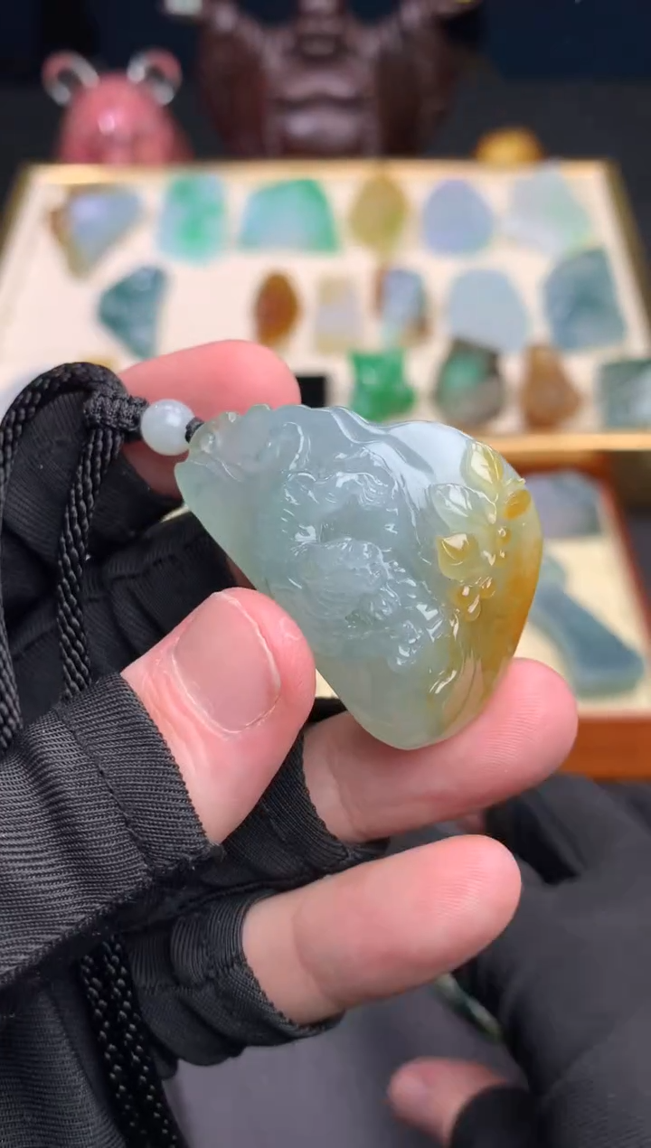 颈饰未镶嵌翡翠天然翡翠老虎