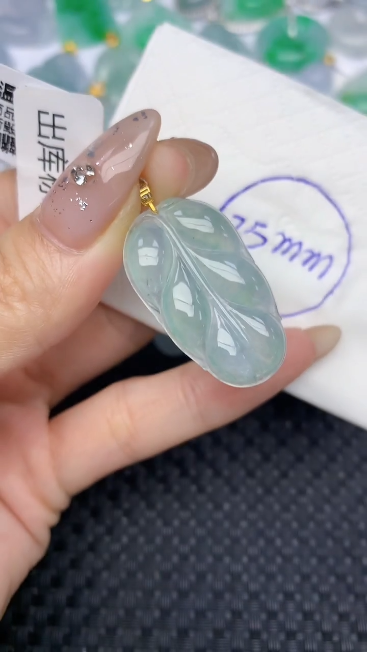 颈饰18K金镶嵌翡翠天然缅甸翡翠a货百元以上9元证书费自理