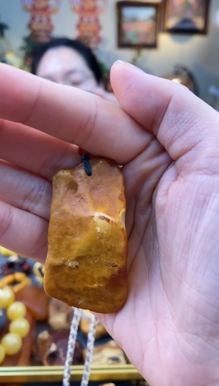 【闪购商品】未镶嵌琥珀颈饰吊坠