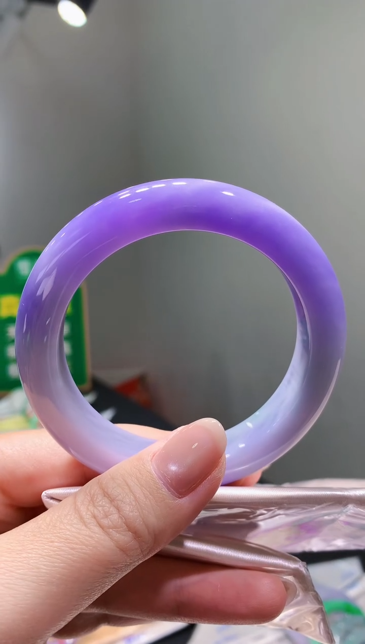 未镶嵌手镯翡翠-k319  天然缅甸A货翡翠58正圈总价7.5万定金2万