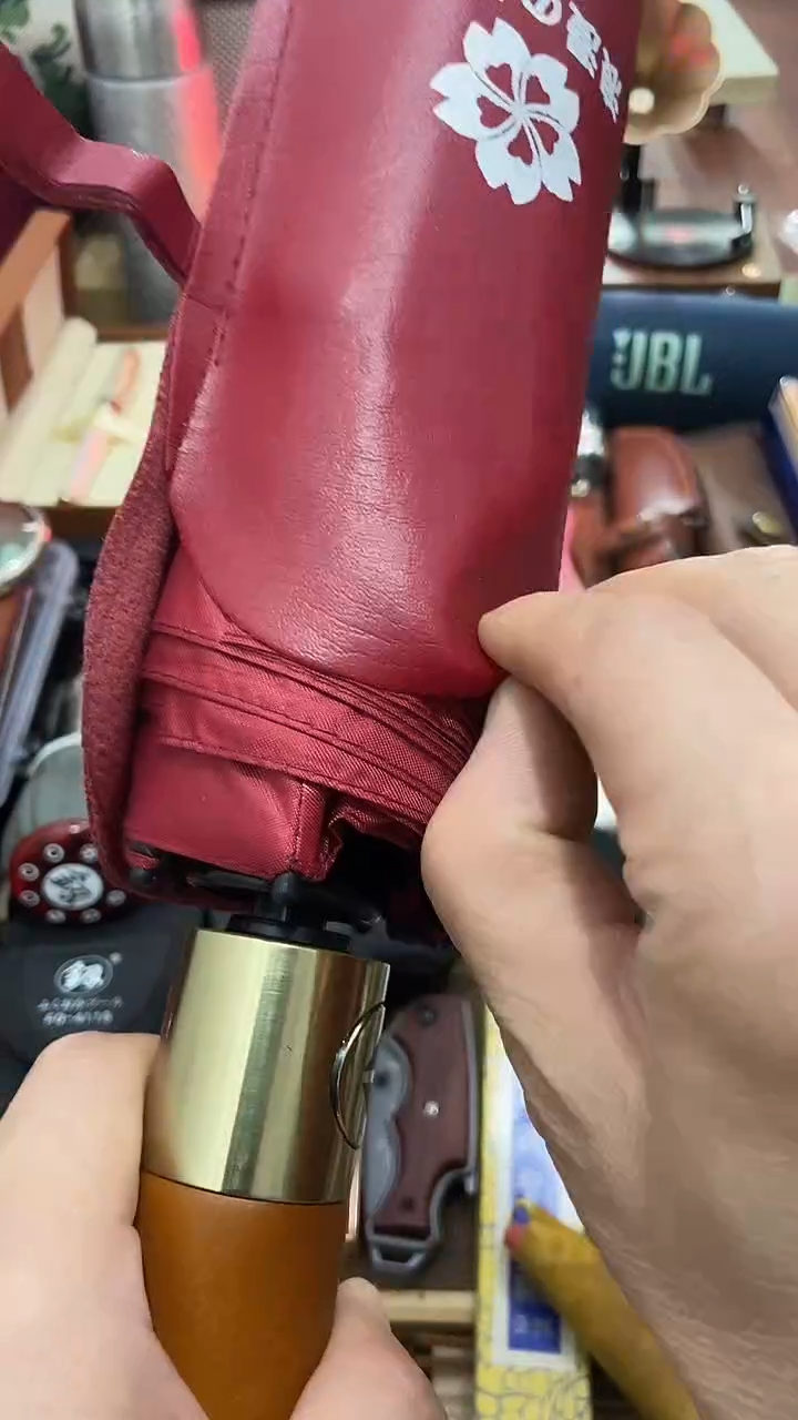 瓷片闪购商品  如图所示
