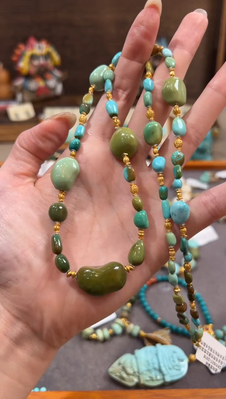 18K金镶嵌绿松石颈饰绿松石项链