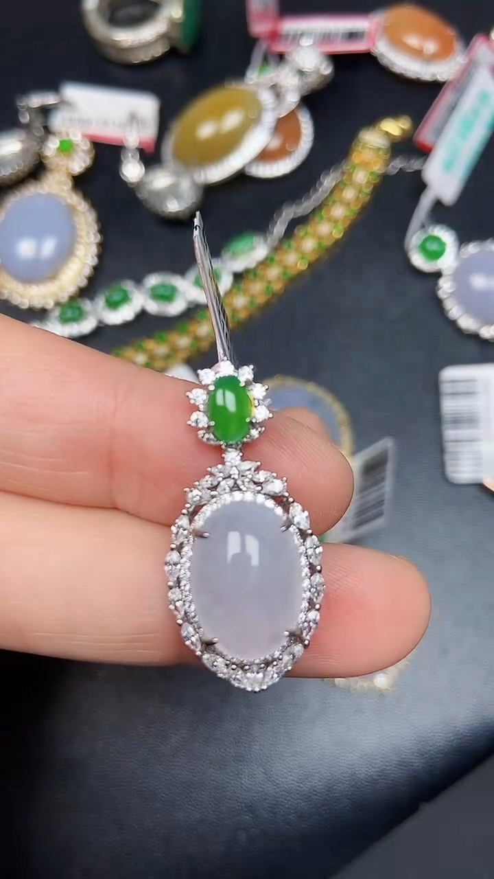 银S925镶嵌戒指翡翠2500