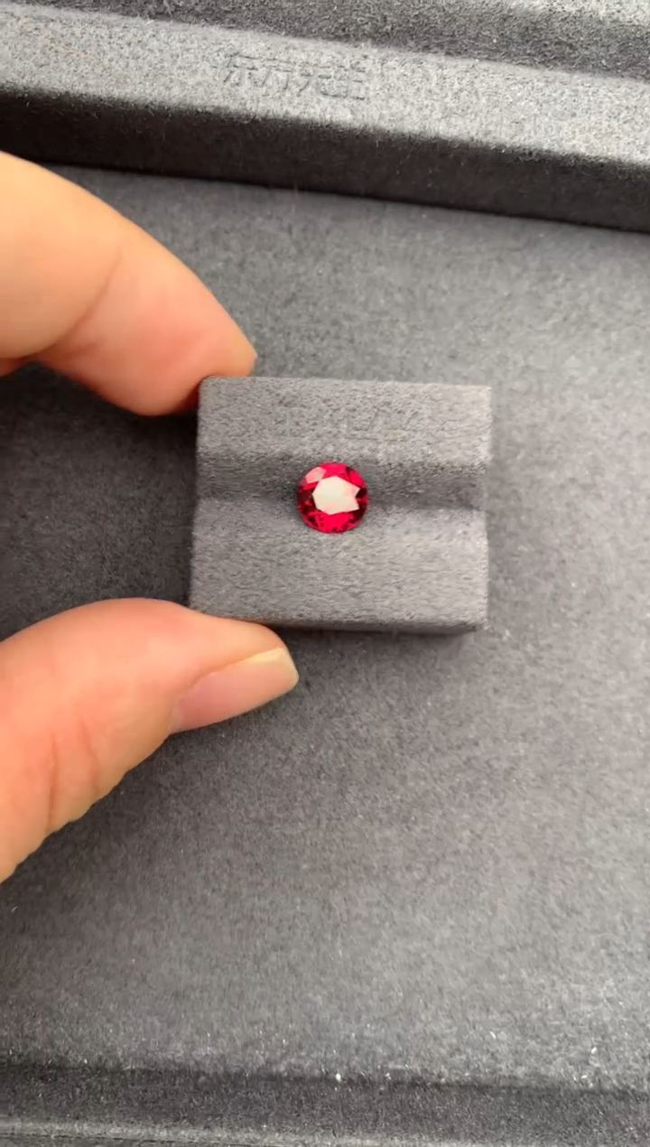 未镶嵌珠宝半成品石榴石1ct镁铝榴石  定制   GH 