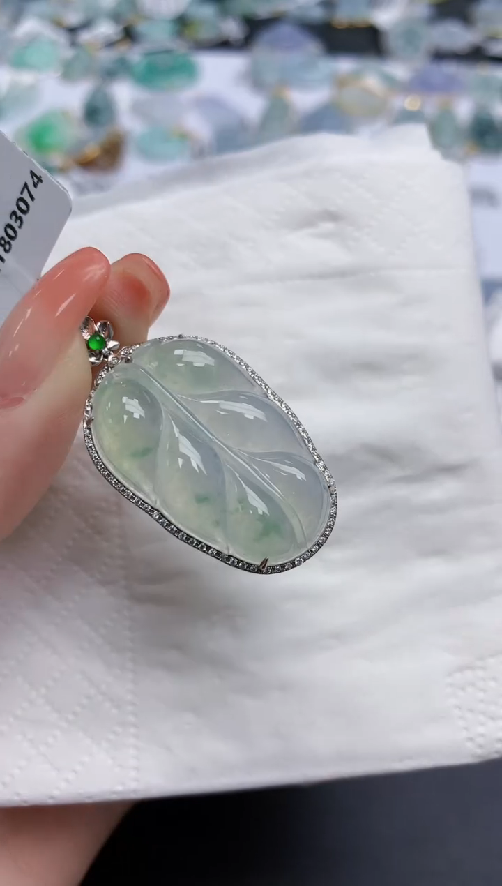 【闪购商品】翡翠颈饰18K金镶嵌天然缅甸翡翠A货