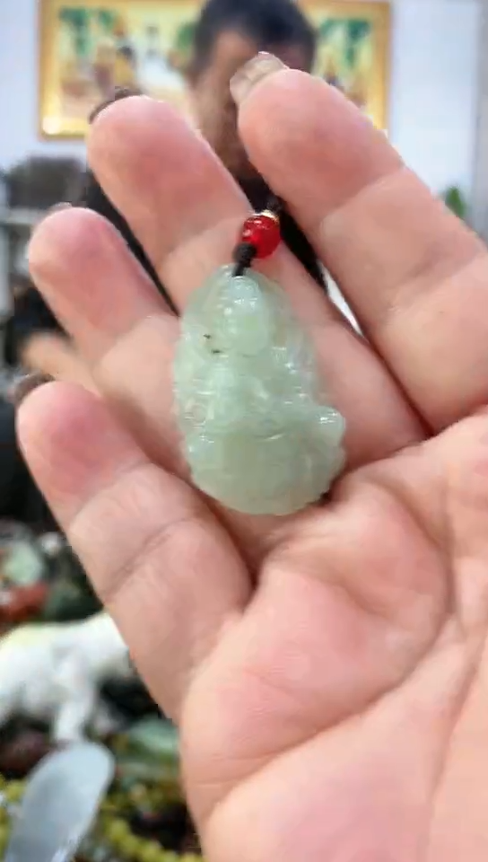 未镶嵌岫玉挂件 