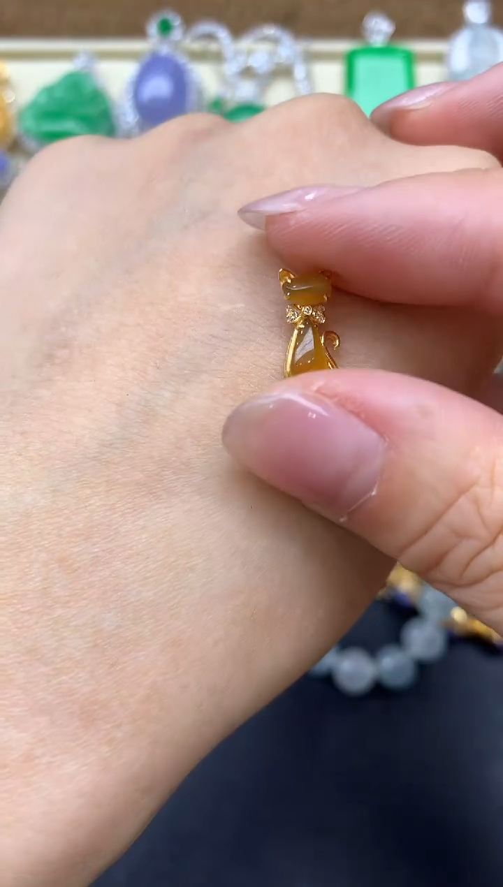 【闪购商品】翡翠颈饰18K金镶嵌130-中国好珍宝