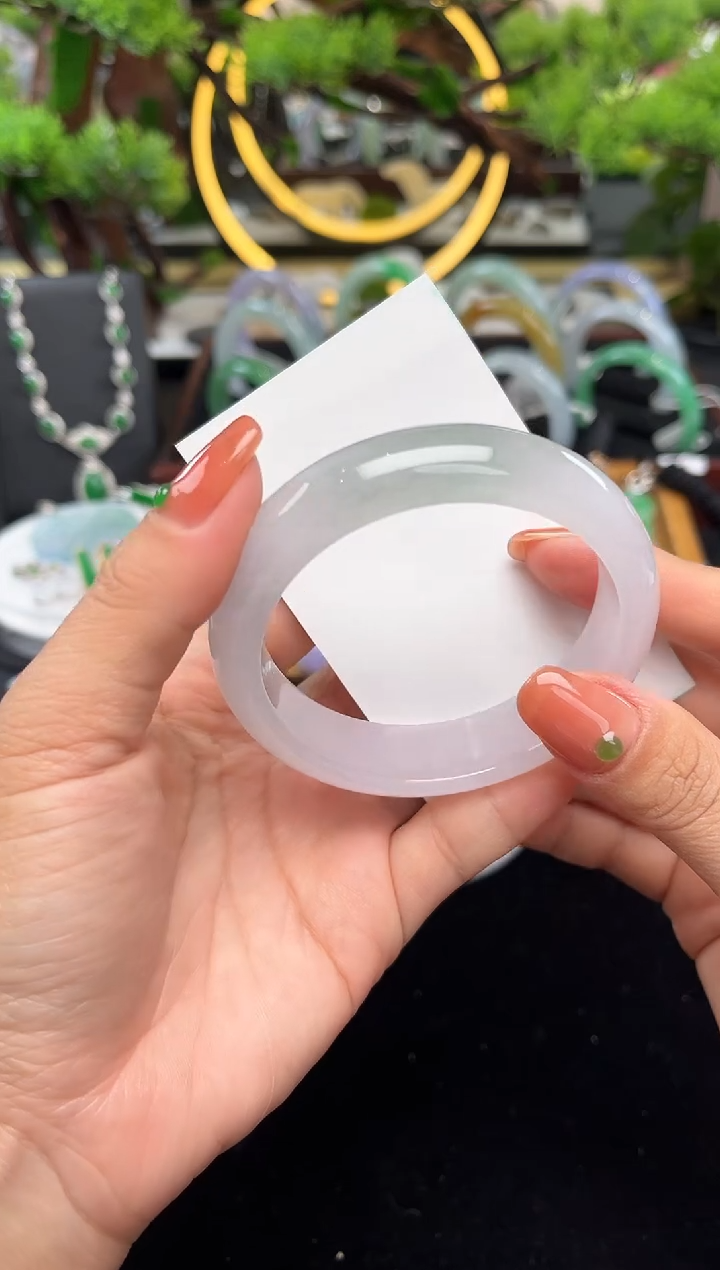 未镶嵌手镯翡翠手镯