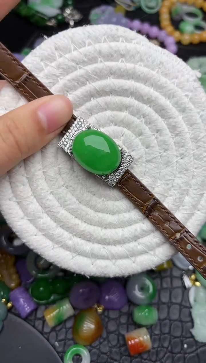 颈饰未镶嵌翡翠缅甸翡翠吊坠