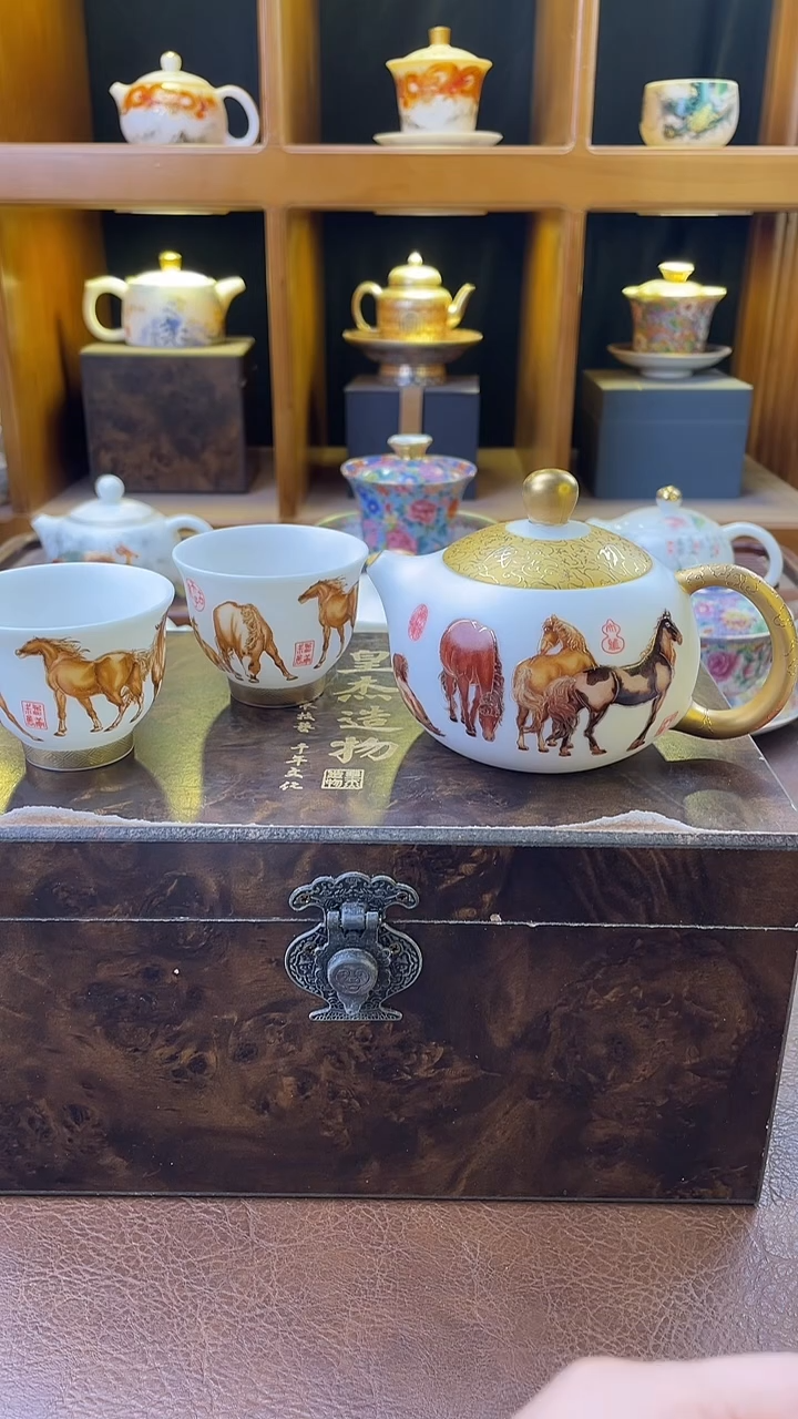 瓷片马壶马杯111