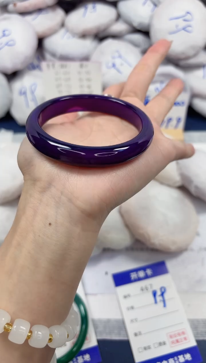 【闪购商品】石英质玉手镯未镶嵌467-玛瑙-圈口59