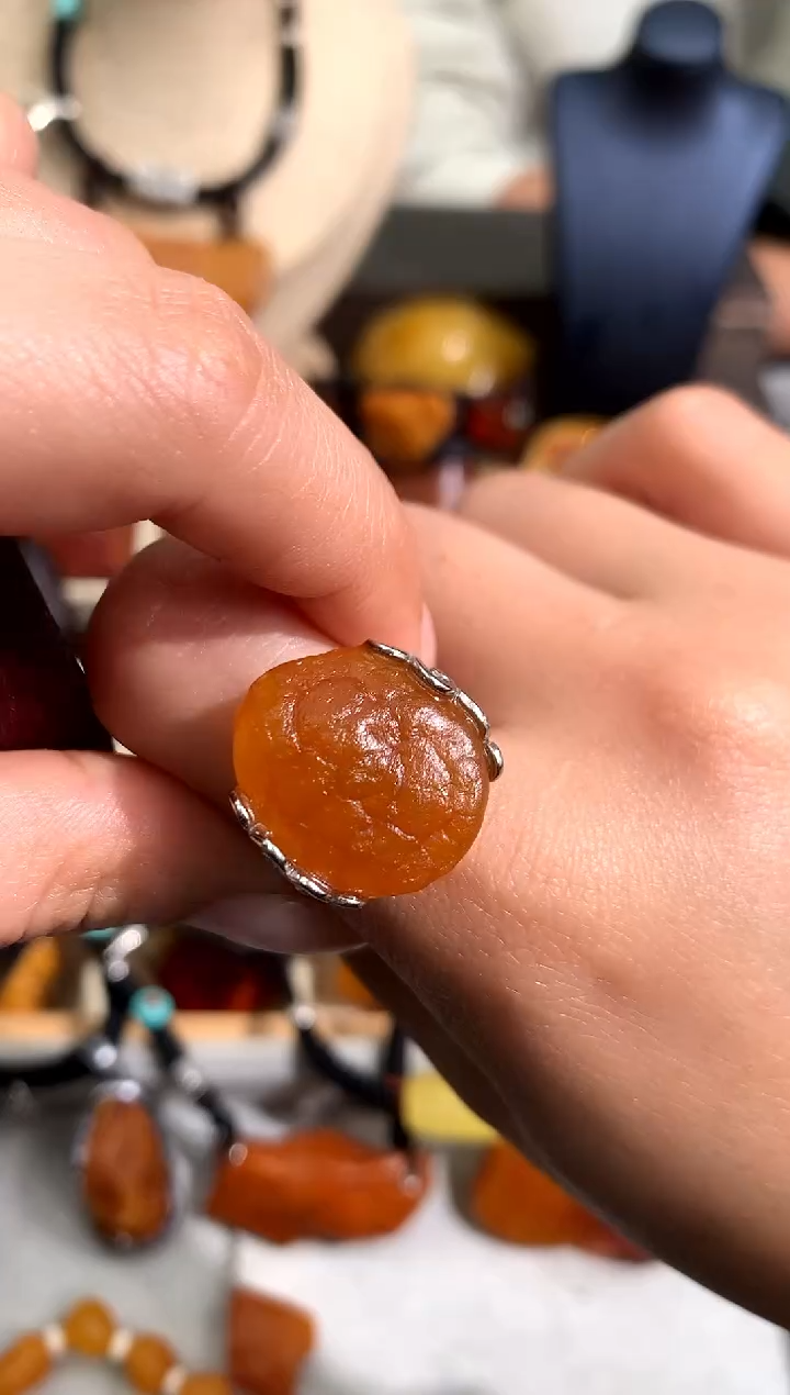 【闪购商品】蜜蜡裸石未镶嵌似玉