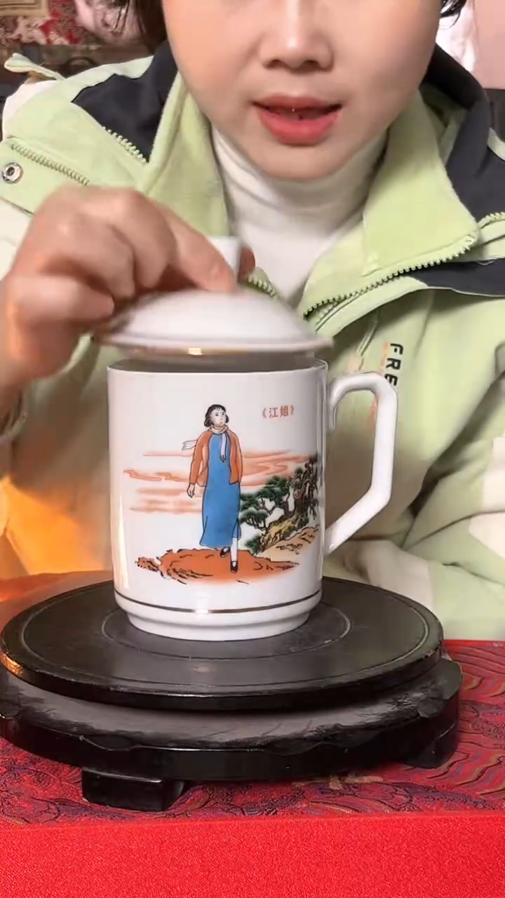 陶景德镇陶瓷摆件M471