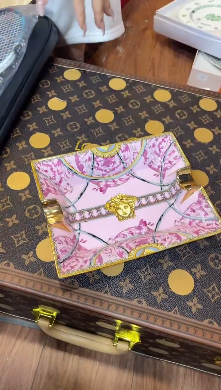 杯鸿辉家品牌瓷器，京东包邮！