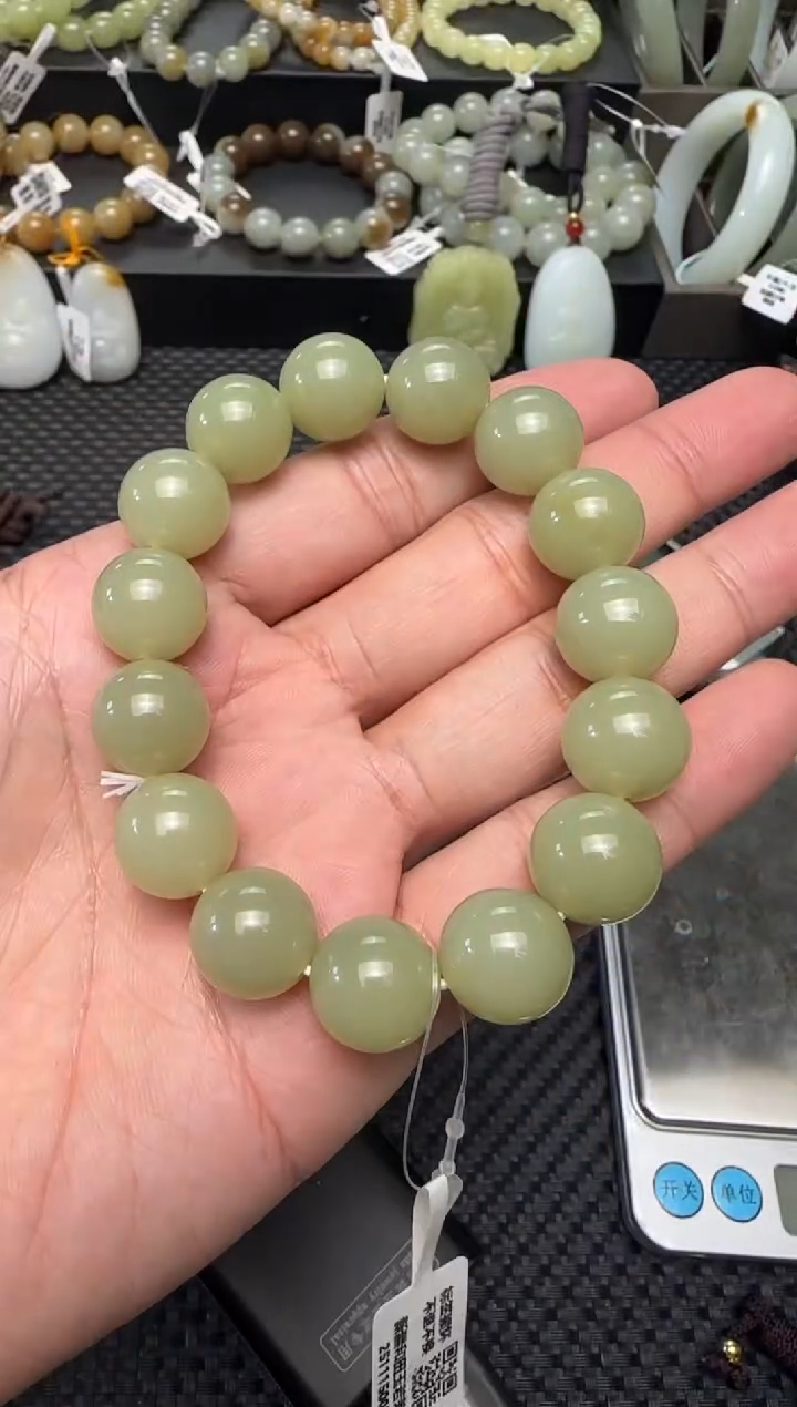 未镶嵌手串和田玉若羌料手串卡14