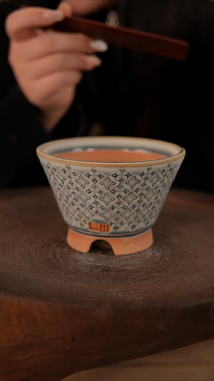 【闪购商品】红陶2-16-152默认有瑕口9.5