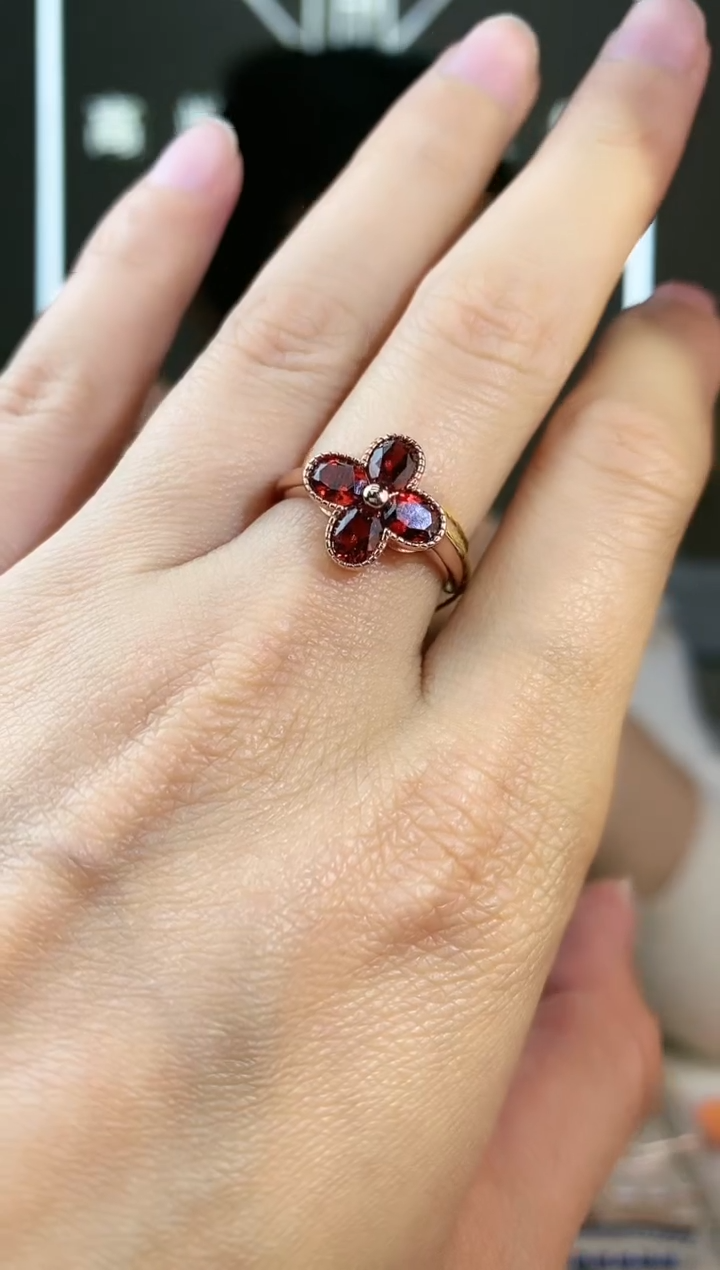 【闪购商品】石榴石手饰银S925镶嵌手饰