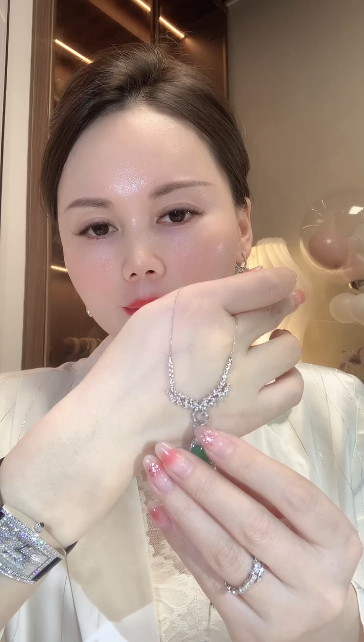 【闪购商品】钻石百搭链18K金镶嵌C9 多样性发货一件