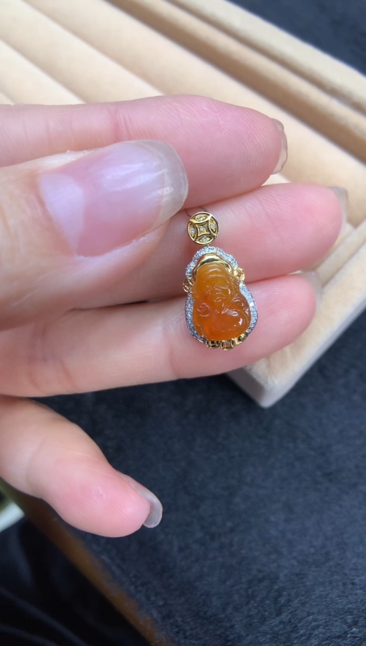 【闪购商品】翡翠颈饰18K金镶嵌财神