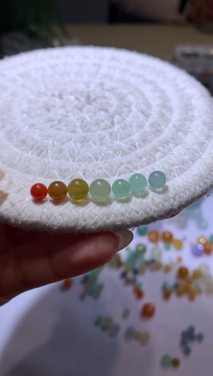 【闪购商品】定制翡翠未镶嵌4.8-6.1*七颗珠子580+58