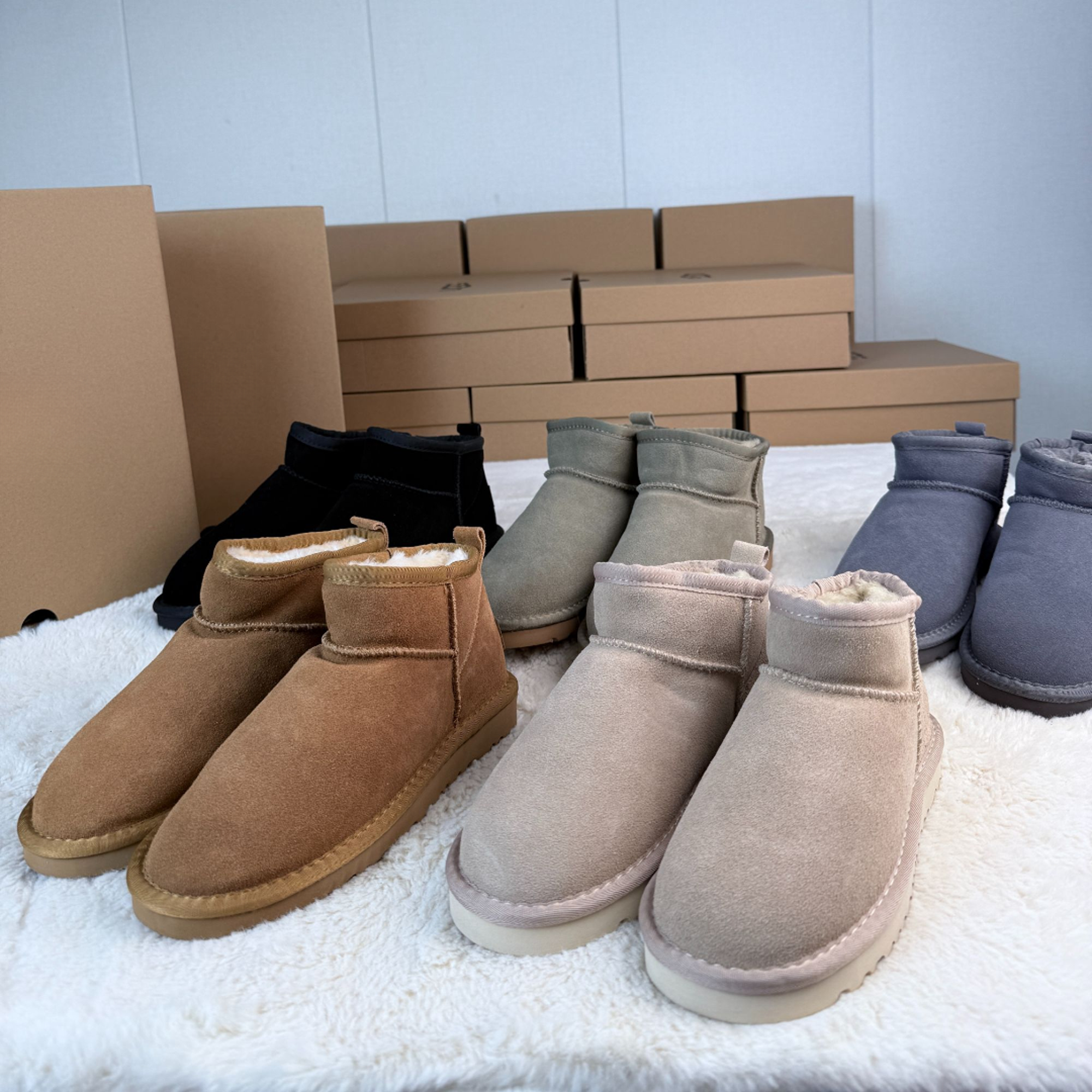 【U家薄底】5854mini2cm周冬雨同款经典百搭情侣加绒羊毛一体雪地靴