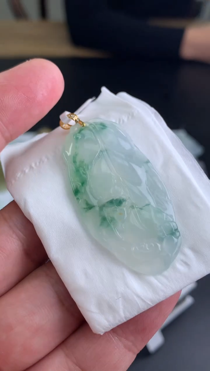 【闪购商品】翡翠颈饰18K金镶嵌翡翠