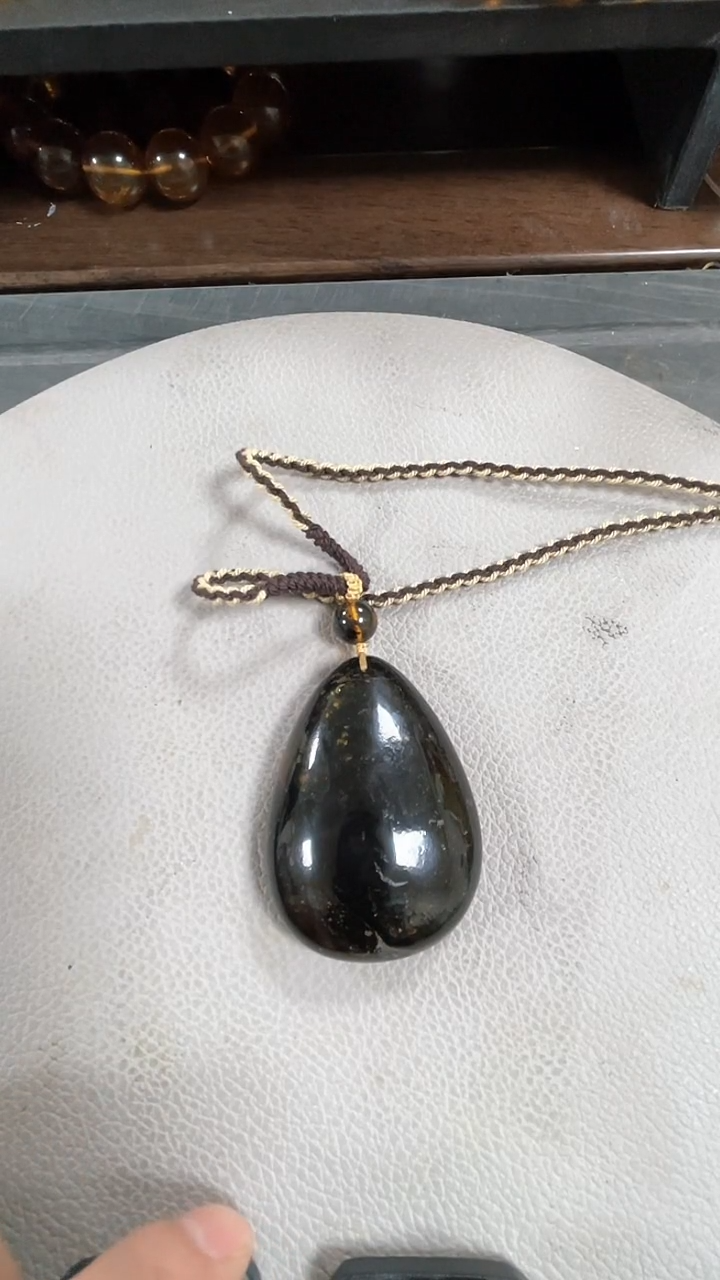 【闪购商品】琥珀裸石未镶嵌收藏级翁珀吊坠