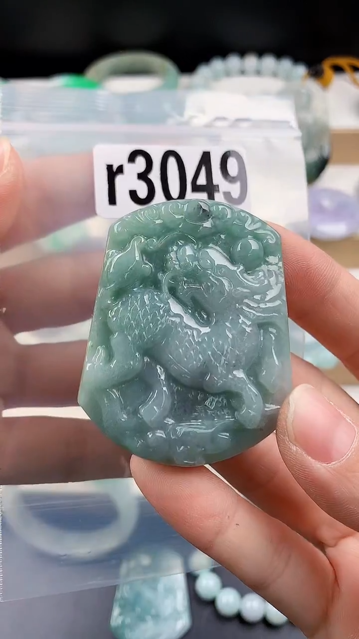 颈饰未镶嵌翡翠颈饰未镶嵌缅甸天然翡翠吊坠