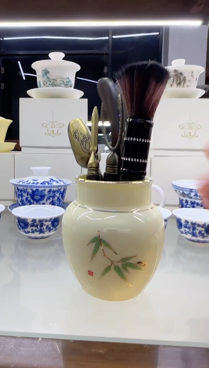 【闪购商品】瓷片言泥言泥言泥@YN