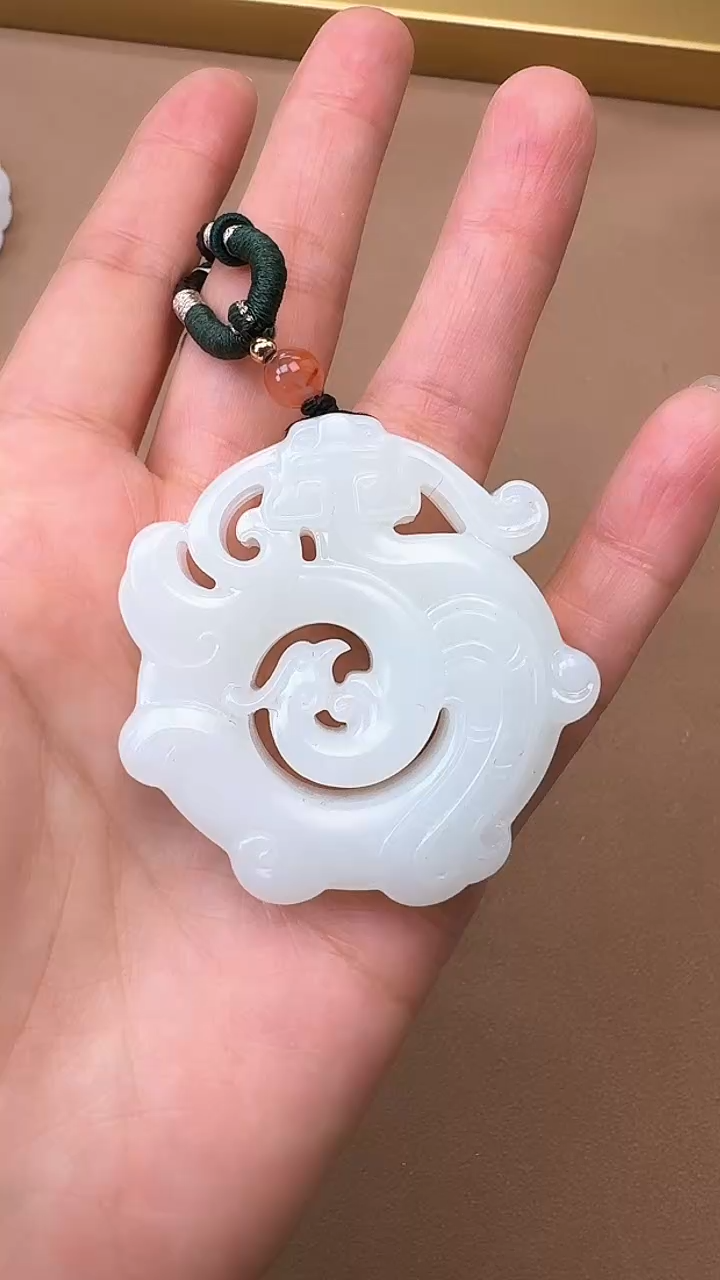 【闪购商品】和田玉吊坠未镶嵌1053白玉盘龙