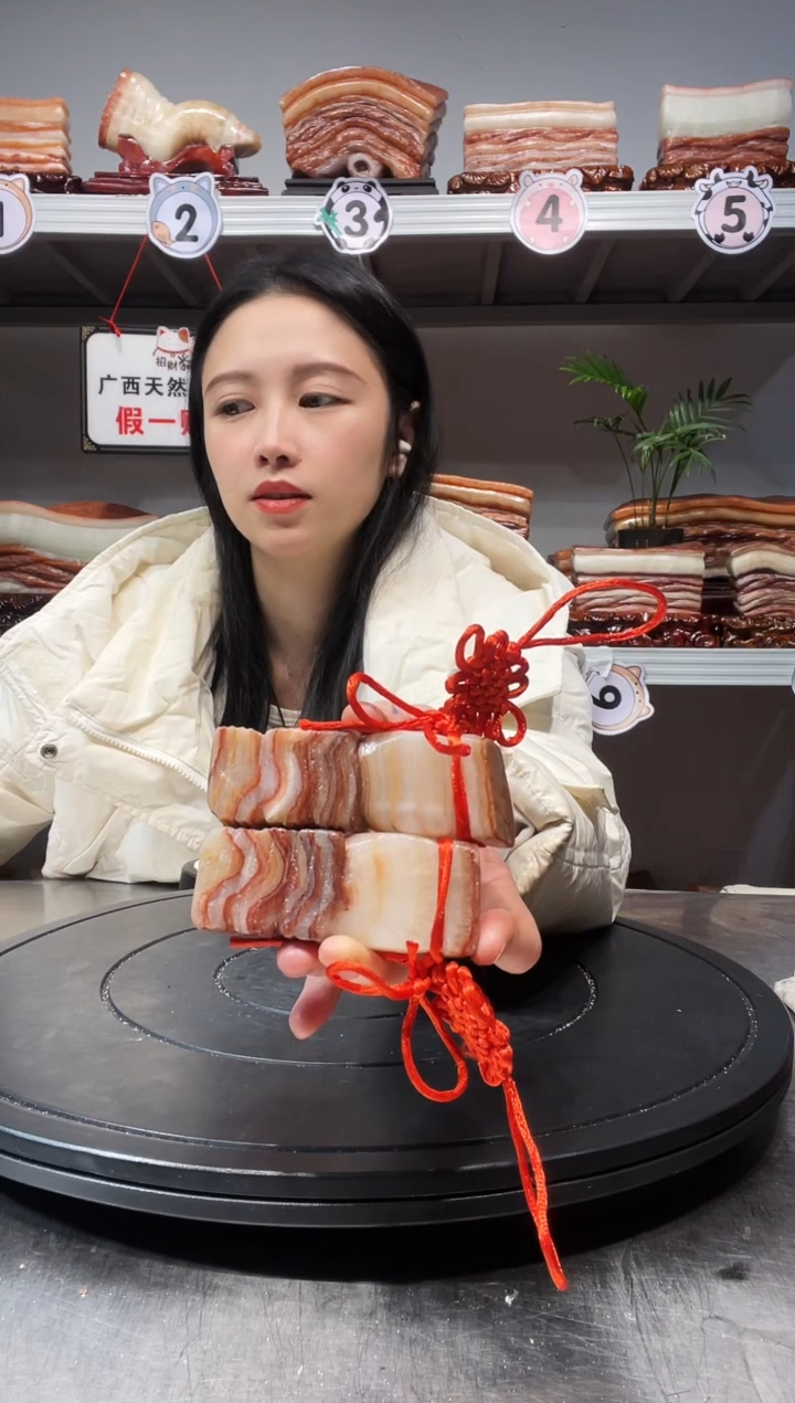 【闪购商品】天然石材柳州猪肉石