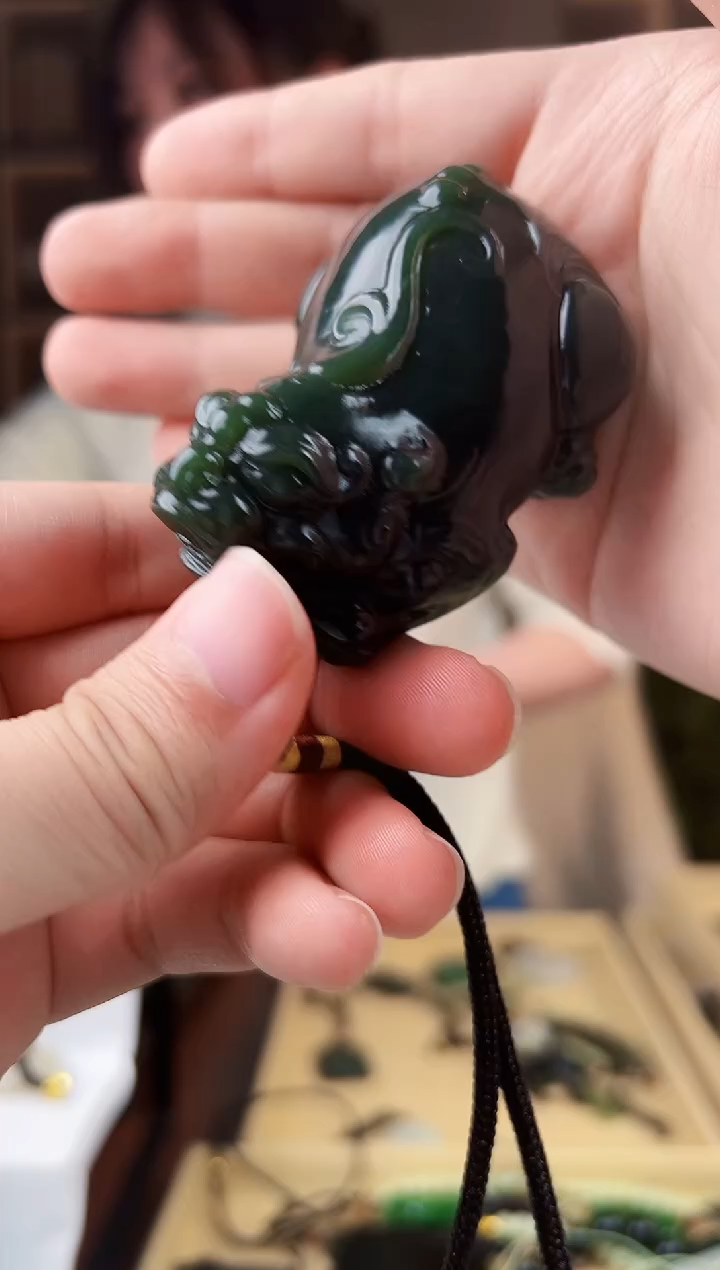 颈饰未镶嵌和田玉拍一发一，多样性发货