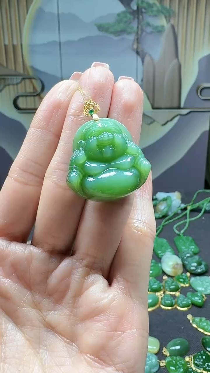 【闪购商品】和田玉挂件18K金镶嵌1